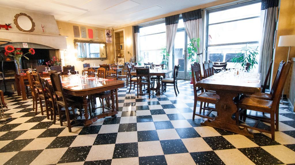 Hotel Restaurant Le Central Châteaurenard Buitenkant foto