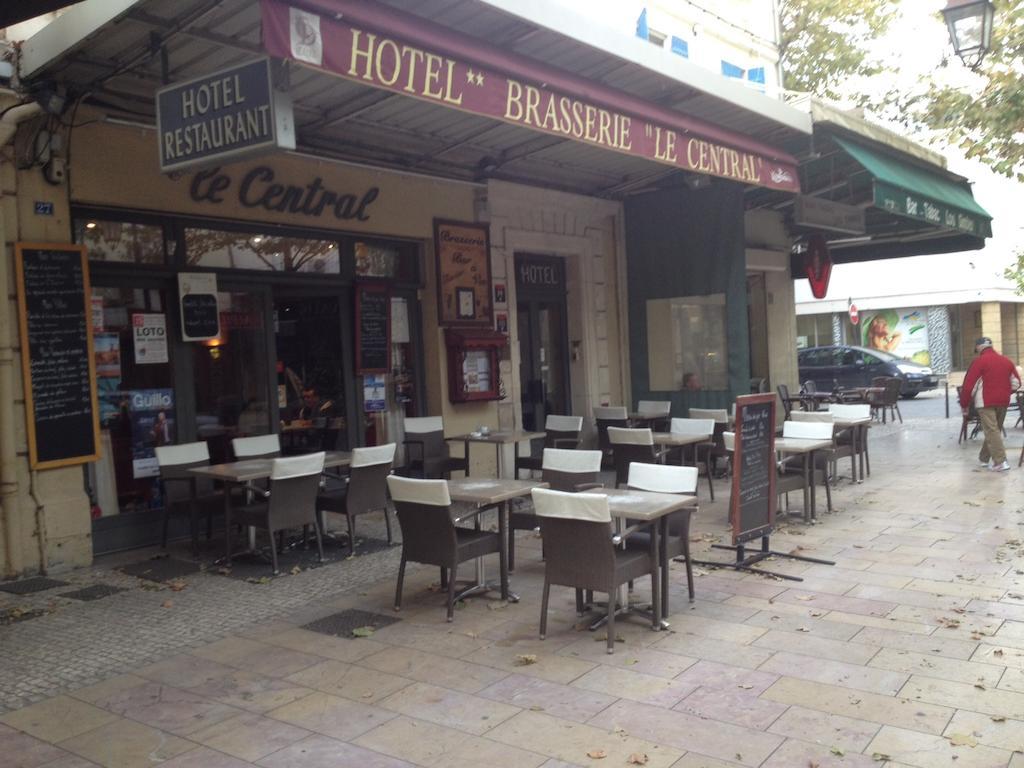 Hotel Restaurant Le Central Châteaurenard Buitenkant foto
