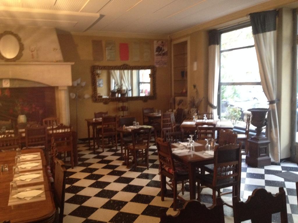 Hotel Restaurant Le Central Châteaurenard Buitenkant foto